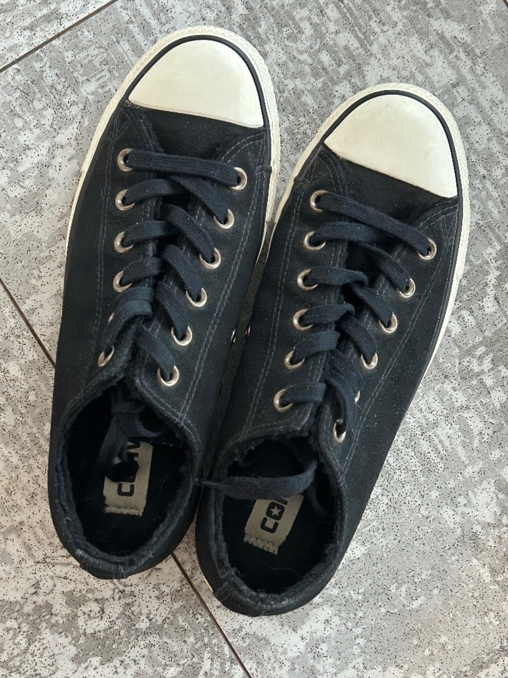 Women’s Converse Fleece-lined low top sneakers
